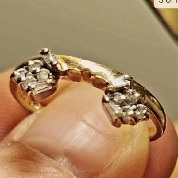 BELDEN JEWELERS vintage, elegant engagement ring set used, solid gold, Size 7. - Picture 3 of 10